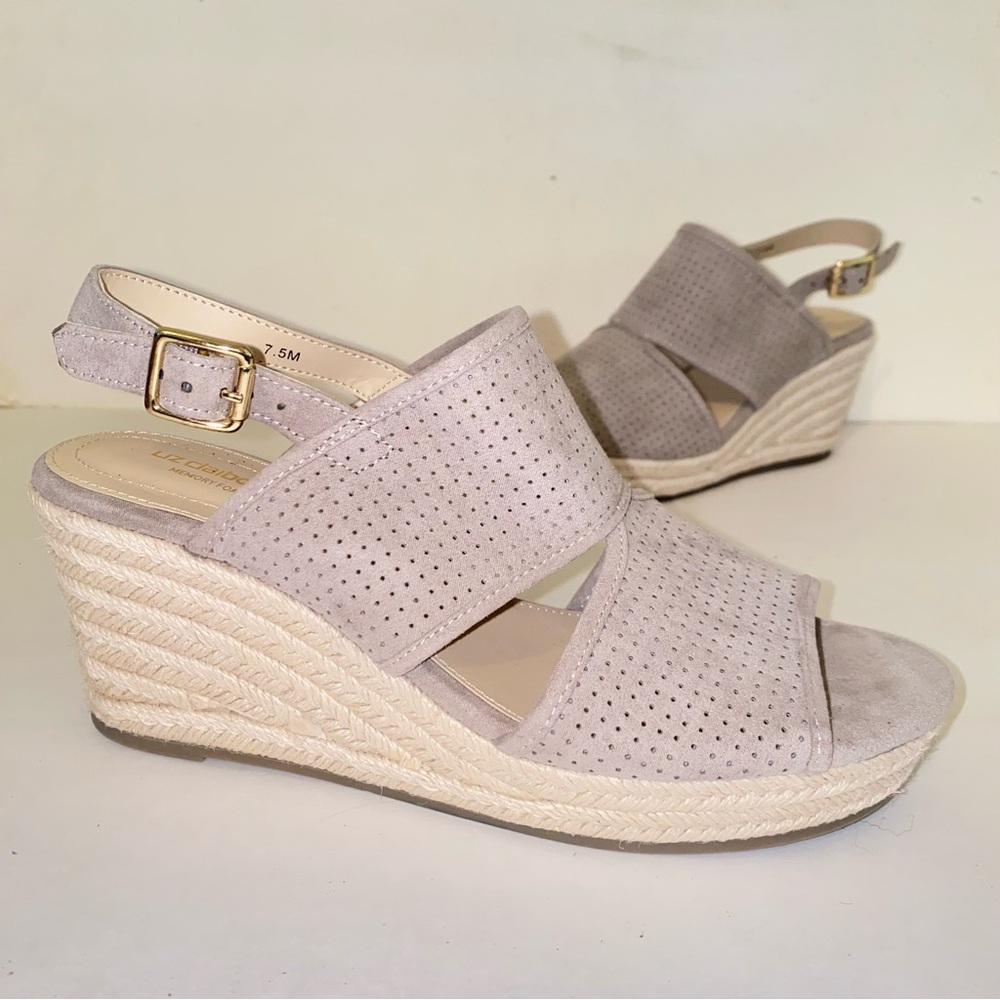 Liz Claiborne Hatcher Memory Foam Koala Grey Espadrille Wedge Sandals